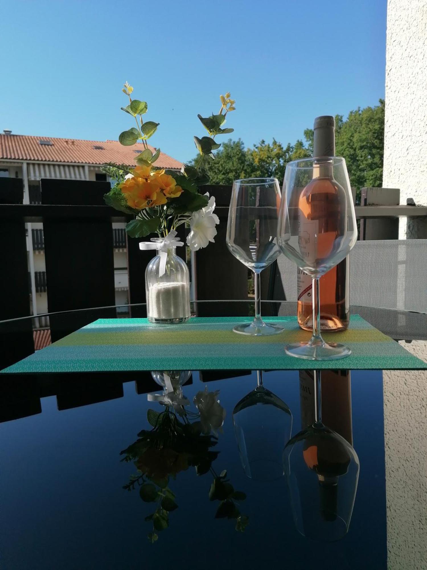 Agreable Studio Avec Terrasse A150M De La Plage Apartment Saint-Georges-de-Didonne Luaran gambar